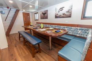 Quino del Mar - Dining Room